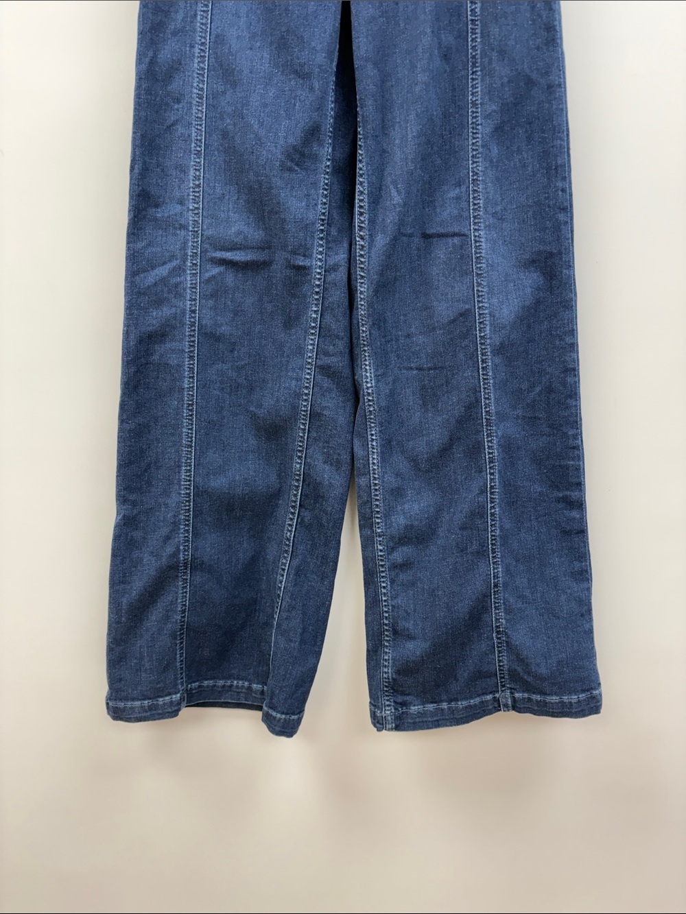 Free People We The Free Libre High Rise Flared Wide Leg Jeans Dark Denim 24 - Picture 6 of 11